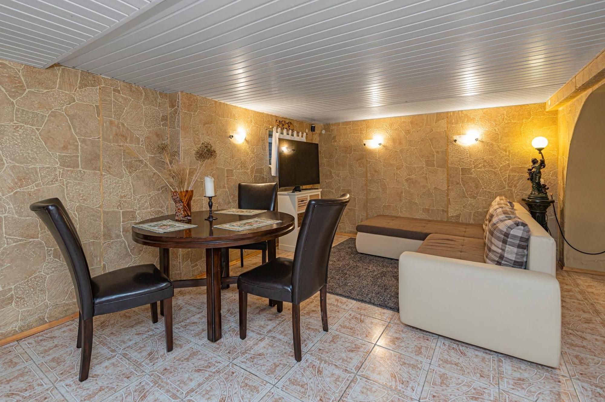 Spacious Studio Apartment By Polo Apartments Kowno Zewnętrze zdjęcie